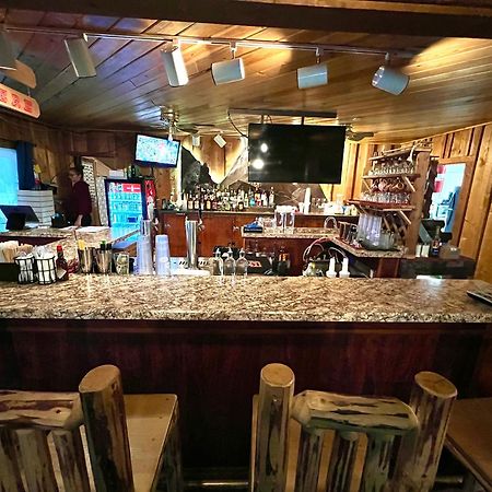 Triple G'S Resort - Cabin 8 Pinnacle Εξωτερικό φωτογραφία